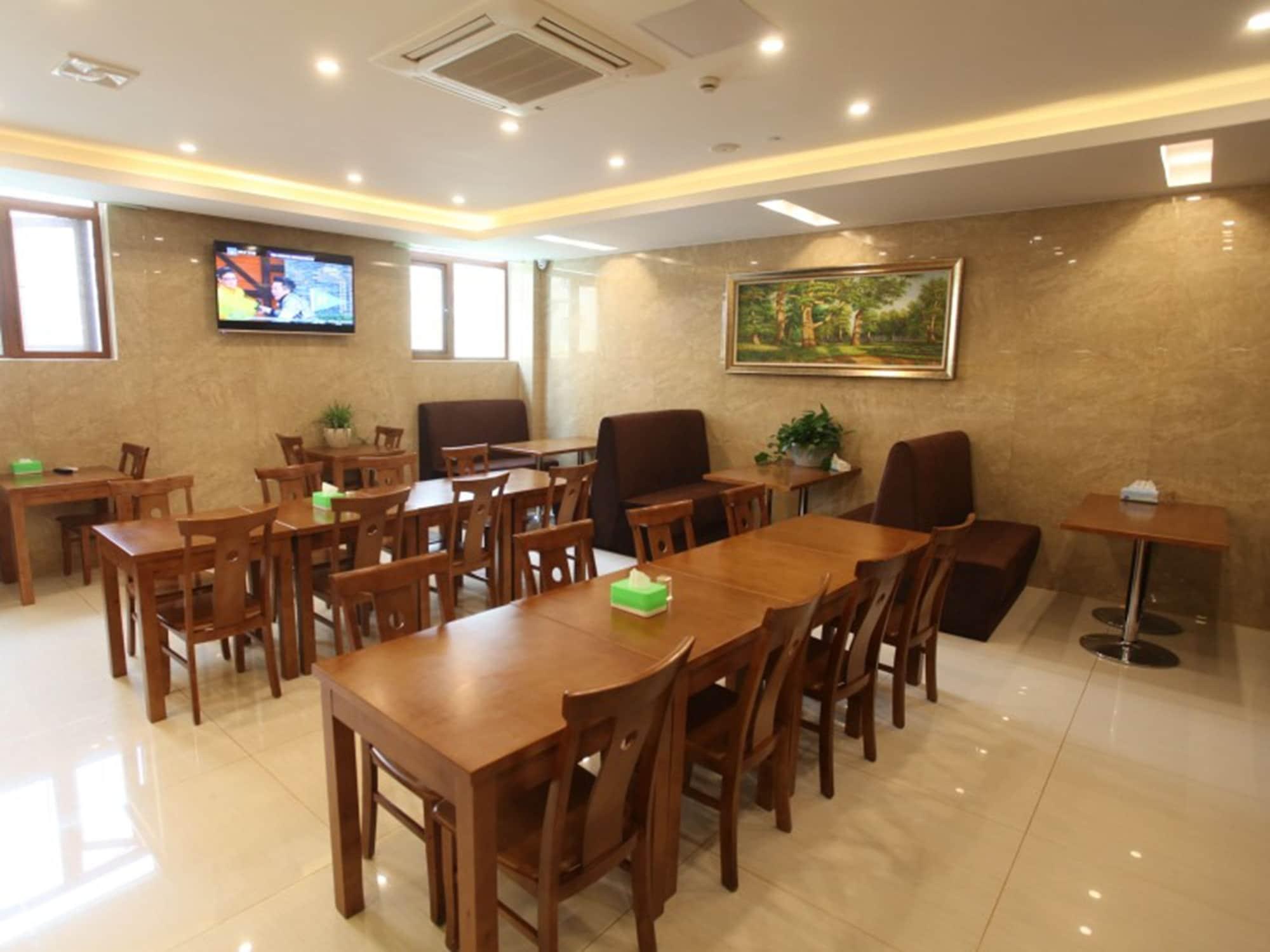 Vatica Shangdong Zaozhuang Tengzhou Railway Station Hotel Exterior photo