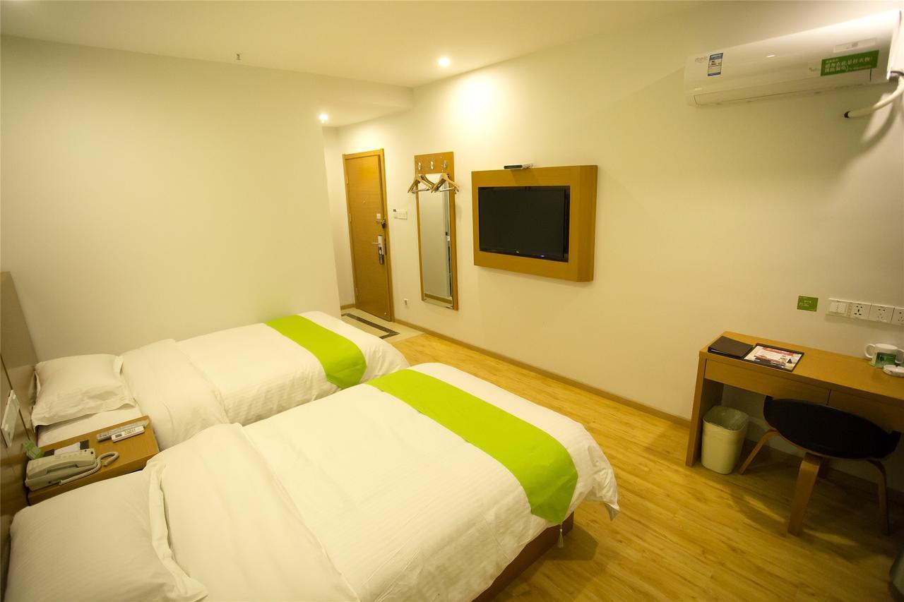 Vatica Shangdong Zaozhuang Tengzhou Railway Station Hotel Exterior photo